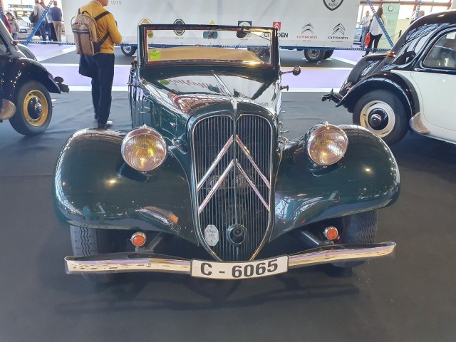 Умели же раньше делать автомобили с душой!.. или ClassicMadrid2020