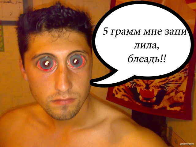 Дебил в магазине !