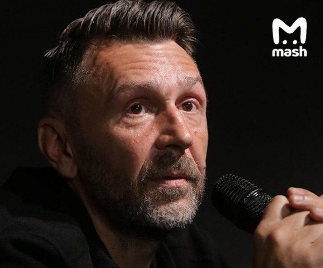 Сдаёт Шнур... Инстасамка станет новой солисткой "Ленинграда"