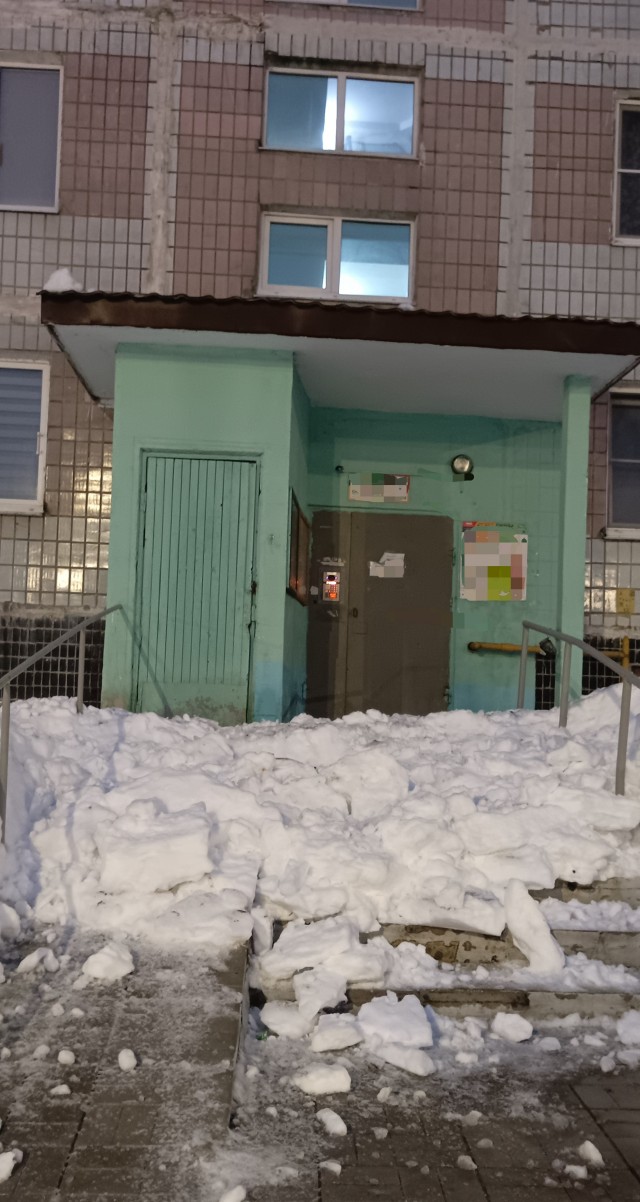 В Звенигороде вчера вечером выпал снег