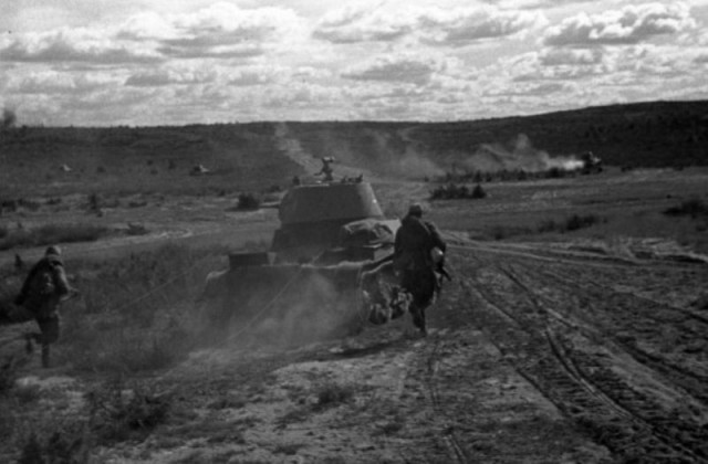 Великая Отечественная в фотографиях - 23