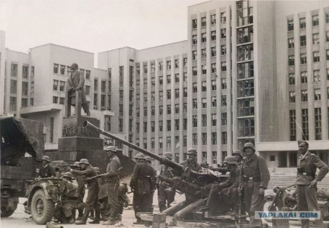 Фотографии второй мировой, многие цветные (фото)