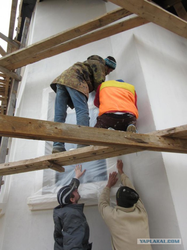 Как правильно утеплить свой дом и при этом облицевать его искусственным камнем