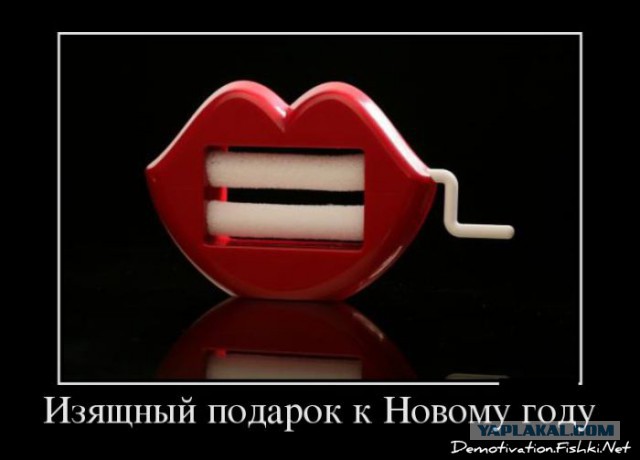 Дженнифер Энистон на отдыхе в бикини. Отлично сохранилась для 48 лет!