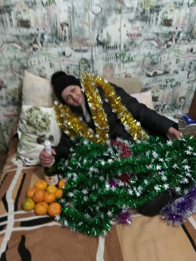 Дуры, хватит выёживаться перед фотиком