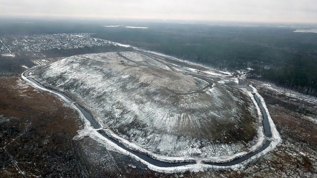 Мусор северной столицы