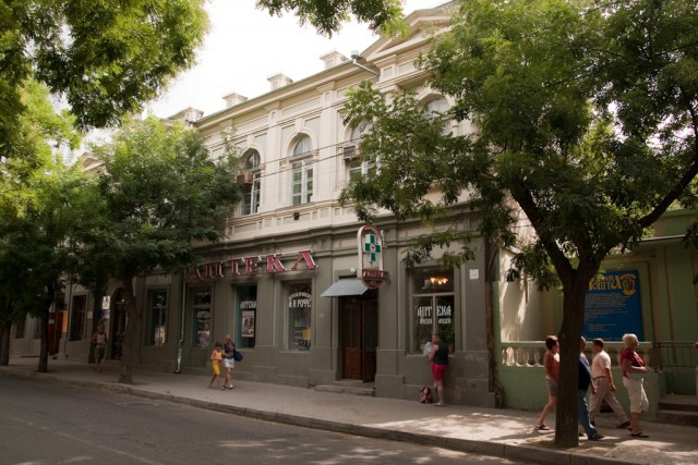 Негламурный курорт Крыма