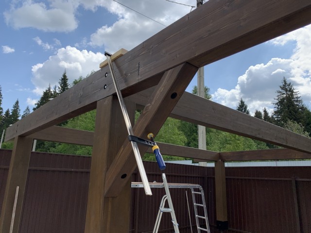 Навес для авто из бруса своими руками