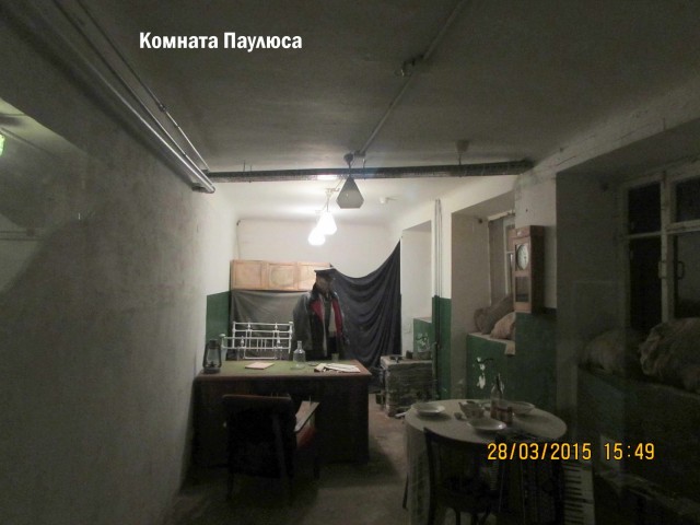 "Рус, на автомат, дай булька хлеб": сверхлюди теперь вычищали консервы распухшими пальцами