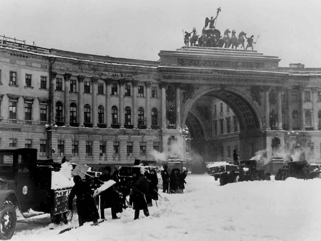 Лица Советской эпохи: Люди во время