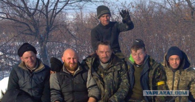 Странная манера ВСУ хранить боеприпасы