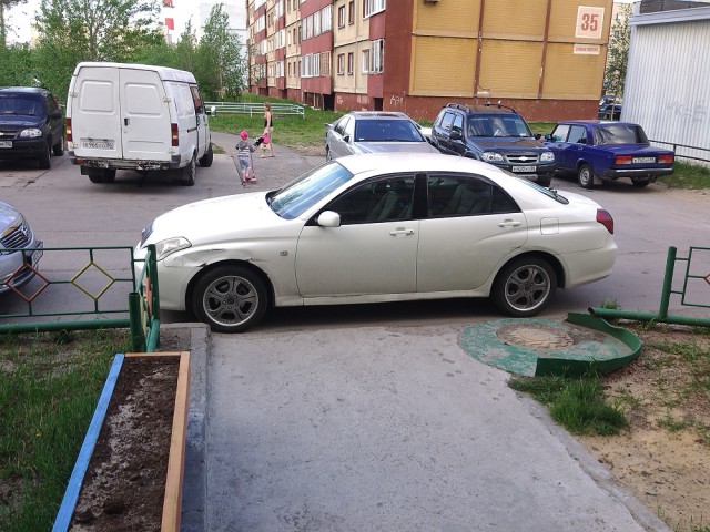 Мне так удобнее! А на остальных мне насрать!