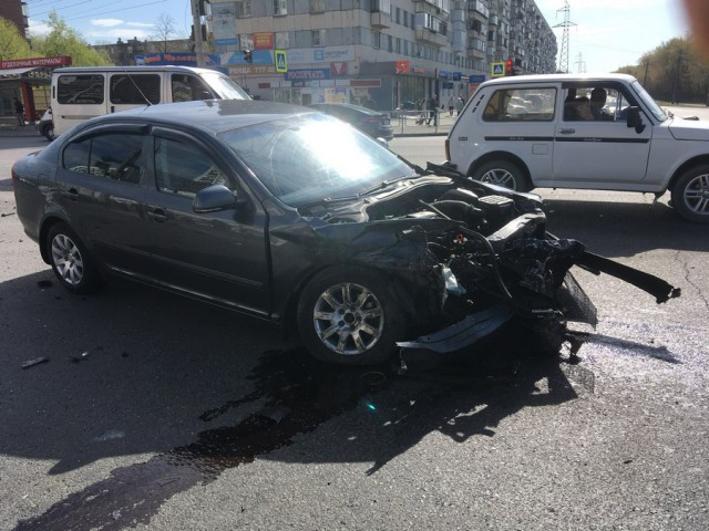 Гонщик BMW X6 собрал 3 машины, 1 человек погиб