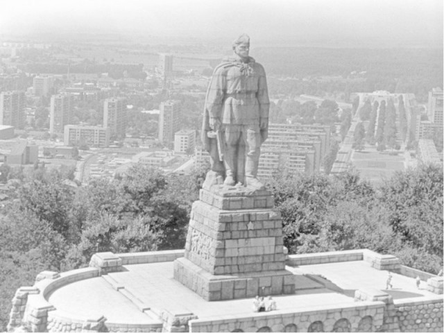 Болгария попросила не считать борьбу СССР с нацизмом. Ну просто не считать и всё.