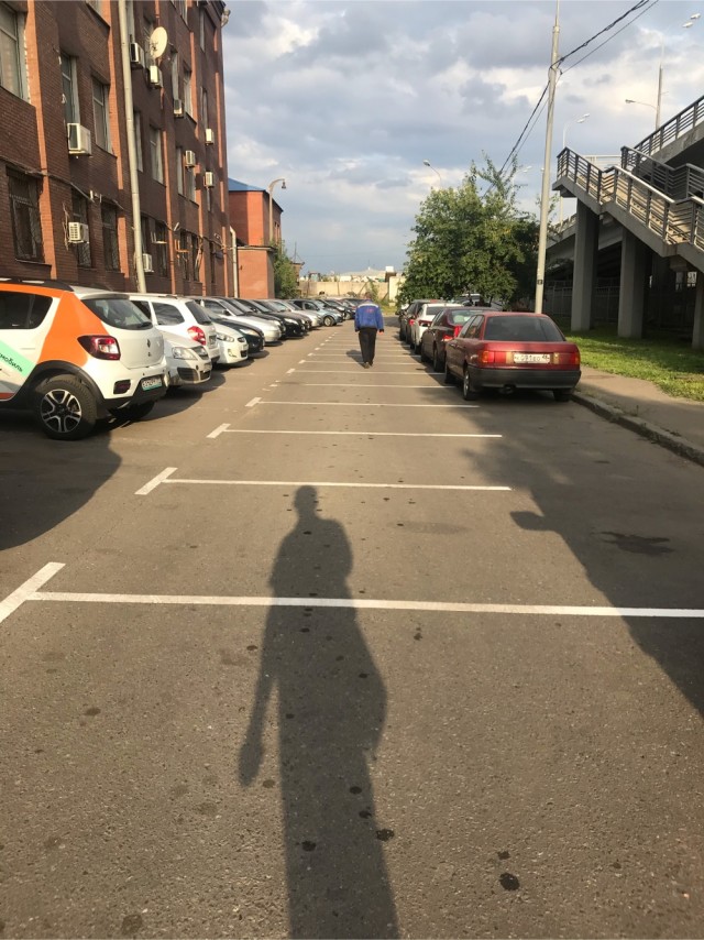 Как это объяснить?