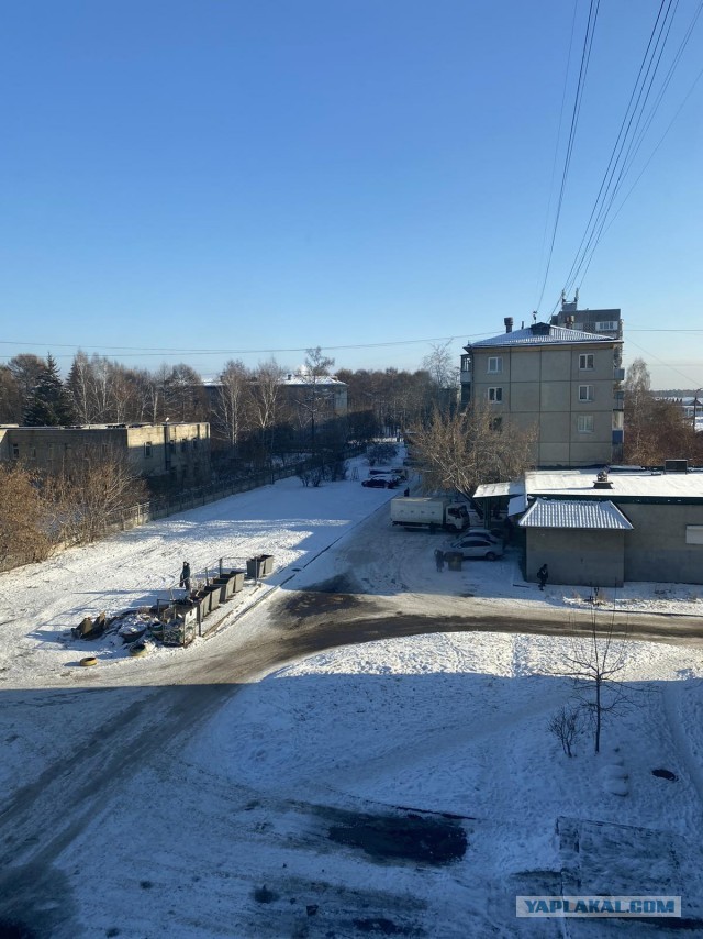 А из нашего окна вот такая красота...