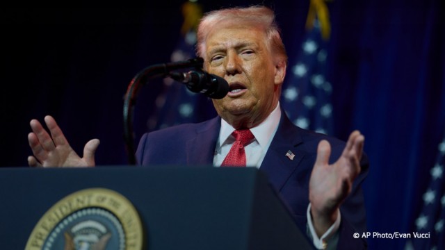 Иран начал минировать Ормузский пролив