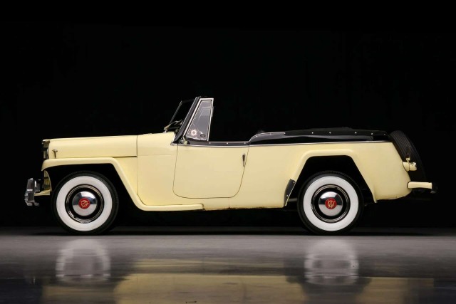 Willys Jeepster. Забавного автомобиля пост