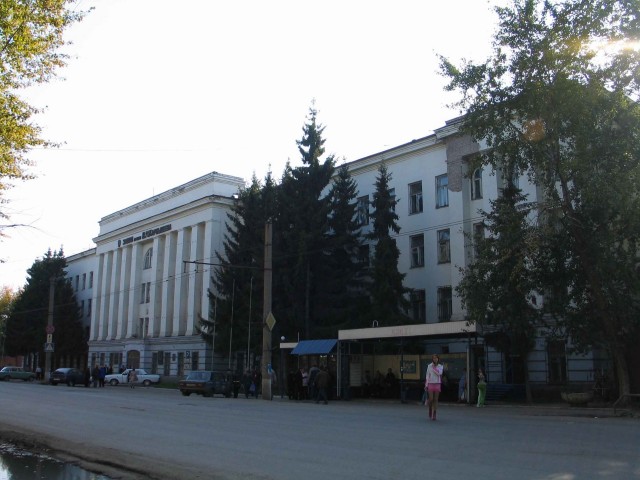 Как умирал Курганский завод колёсных тягачей