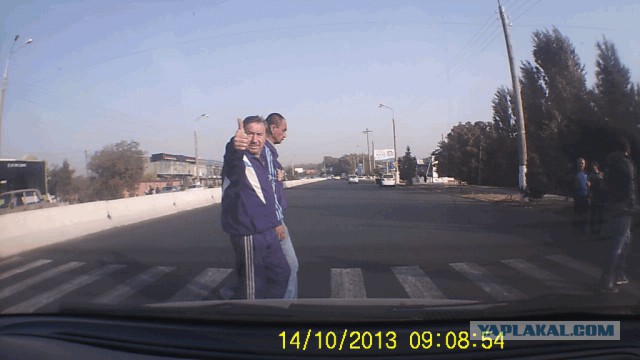 Пиво в лобовое стекло ...
