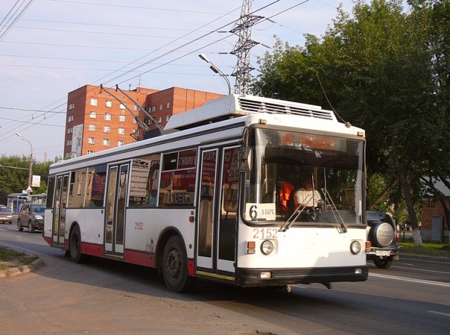 Игра на ЯПе: Угадай АВТО-8