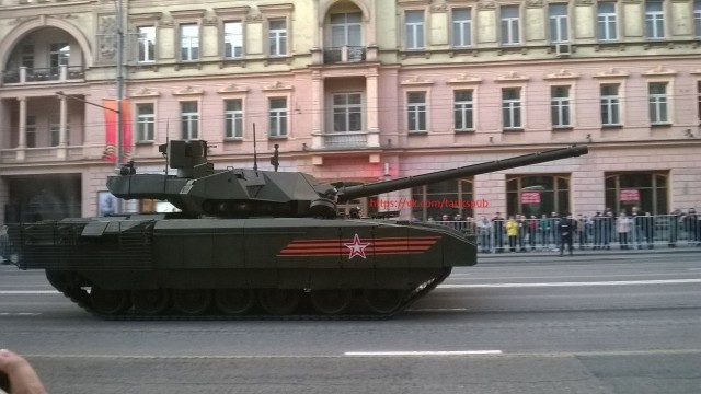 «Армата» сбросила камуфляж