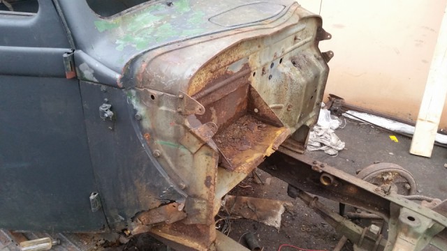 Вермахт на дровах: востановление газогенераторного Ford G398TS