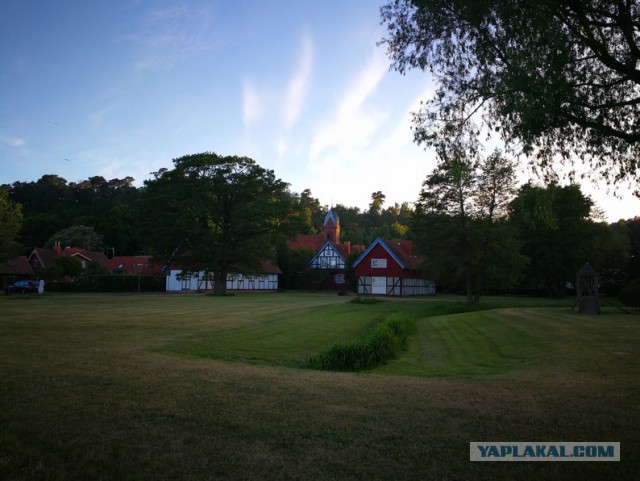 Как могла бы выглядеть русская деревня под грузом европейских ценностей