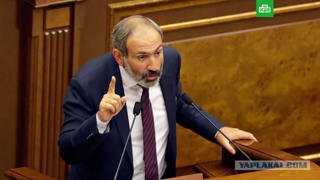 Пашинян первым своим указом перенес День Победы на 8 мая и переименовал его в День скорби