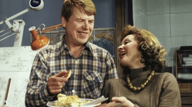 Ныне забытая готовальня. Кто вспомнит названия инструметов в нём?