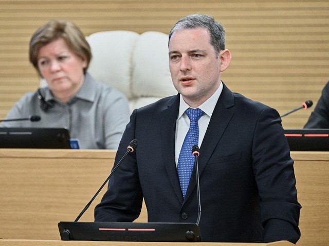 В Подмосковье по подозрению в получении взятки в 25 млн рублей задержан бывший первый зампред Илья Брон