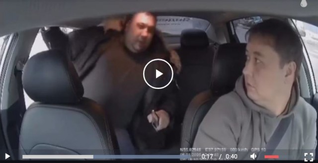 Это все потому, что у кого-то слишком узкие двери