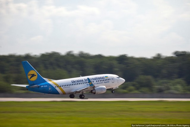 Первый рейс Ukraine International Airlines