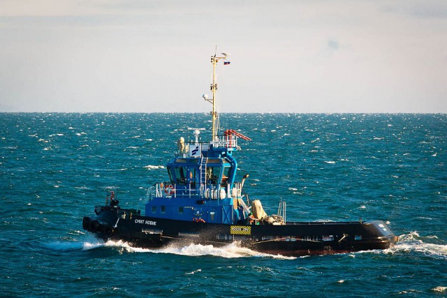 Как грузят на танкеры сахалинскую нефть в порту