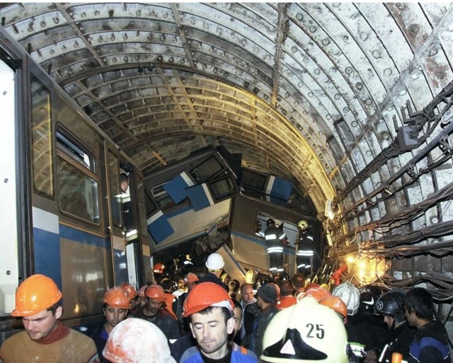 В деле о гибели 24 человек в московском метро поставили точку спустя восемь лет: трое обвиняемых услышали приговоры