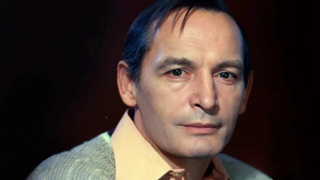 В начале 21 года он нас покинул...