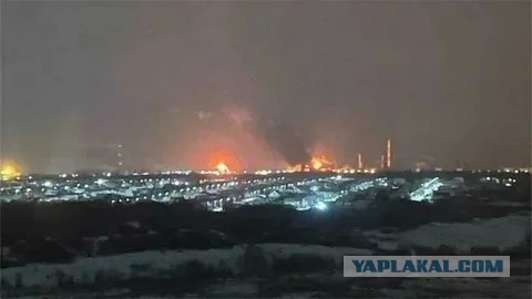 БПЛА ударили по промпредприятиям в Новокуйбышевске, Сызрании и порту в Высоцке