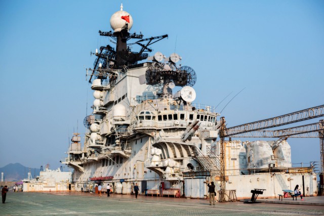 Авианосец «Минск»