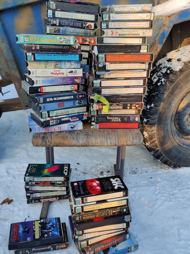 Самые просматриваемые видеокассеты VHS на видиках в 90-е.