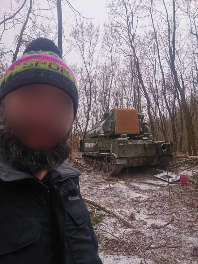 Необычные предметы, которые люди обнаружили, прогуливаясь по лесу