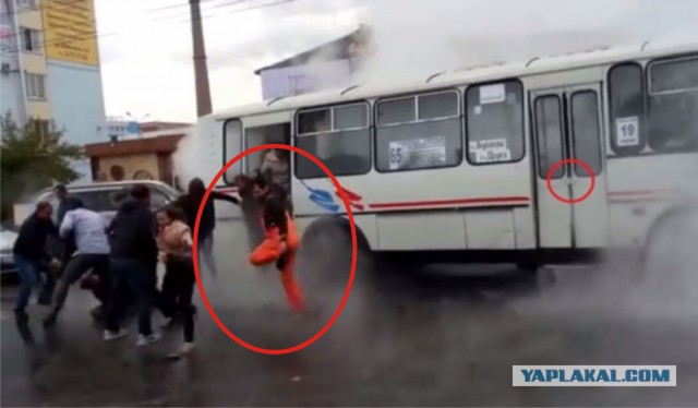 В Красноярске автобус с людьми заехал в кипяток