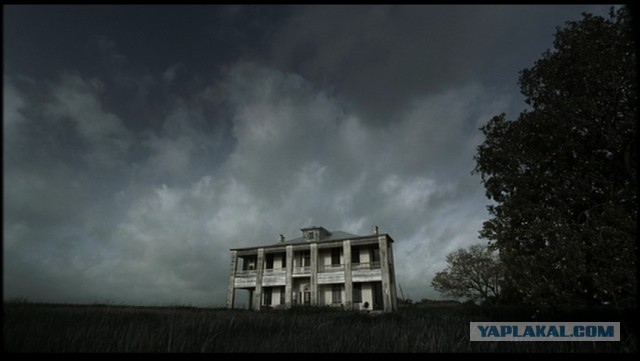 Подборка самых пугающих домов в фильмах ужасов.