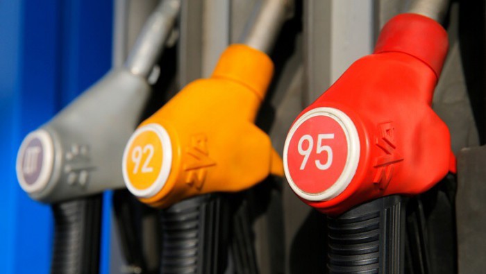 Нефтяники больше не хотят сдерживать рост цен на бензин