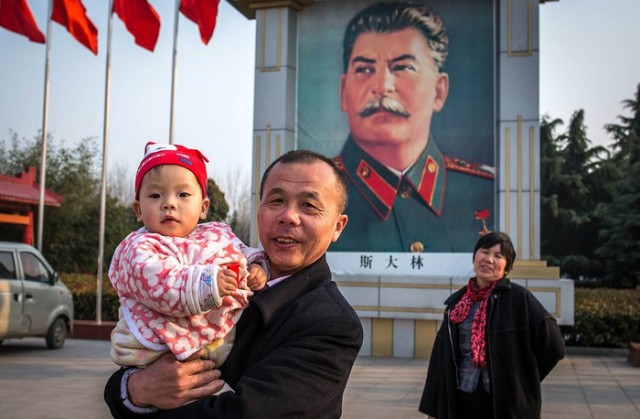 Научный сталинизм стал обязательным для изучения в китайских вузах