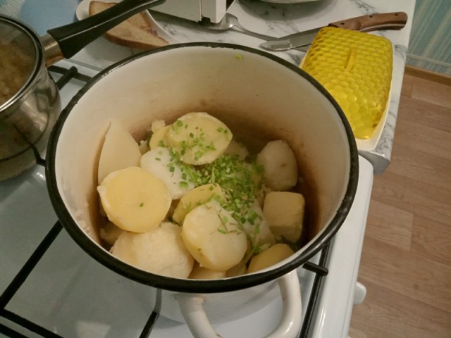 Дела мои кухонные... Ужинательное.