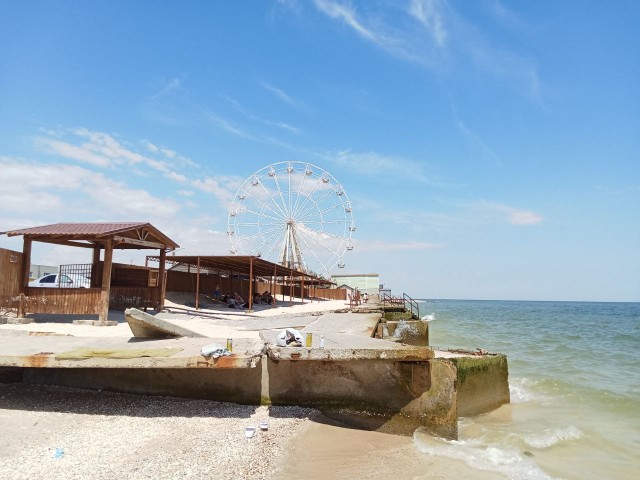 Прогулка по пляжу Азовского моря