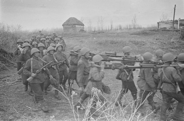 Великая Отечественная в фотографиях - 21