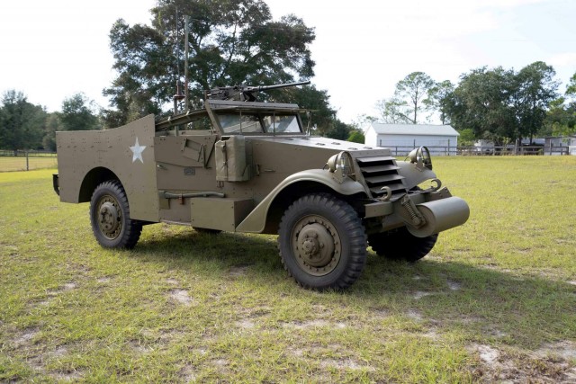 1942 White M3A1 Scout Car. Автопятница №140