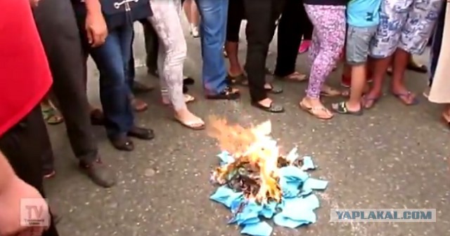 А в Украине жгут повестки...