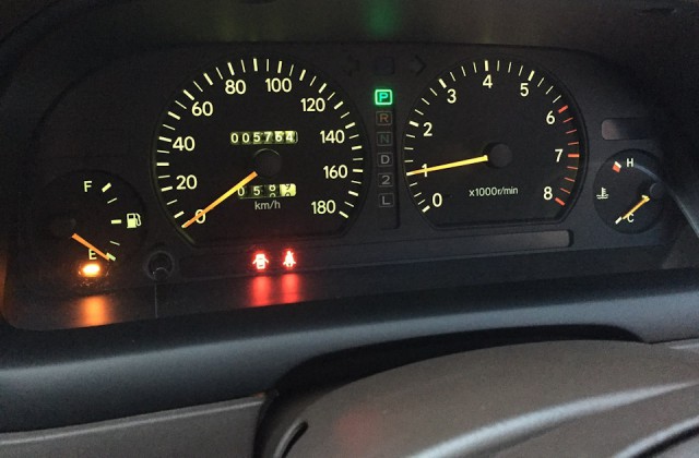 Капсула времени, которую распилили: Toyota Mark II 1994 года с пробегом 5764 км